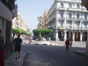 PLACE DES VICTOIRES RUE ARAGO